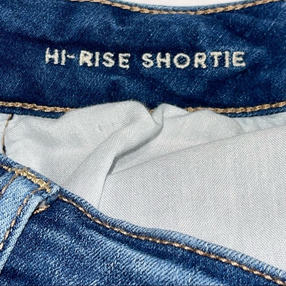 AMERICAN EAGLE NEXT LEVEL STRETCH HIGH RISE SHORTIE DISTRESSED DENIM SHORTS 10 - Picture 2 of 8